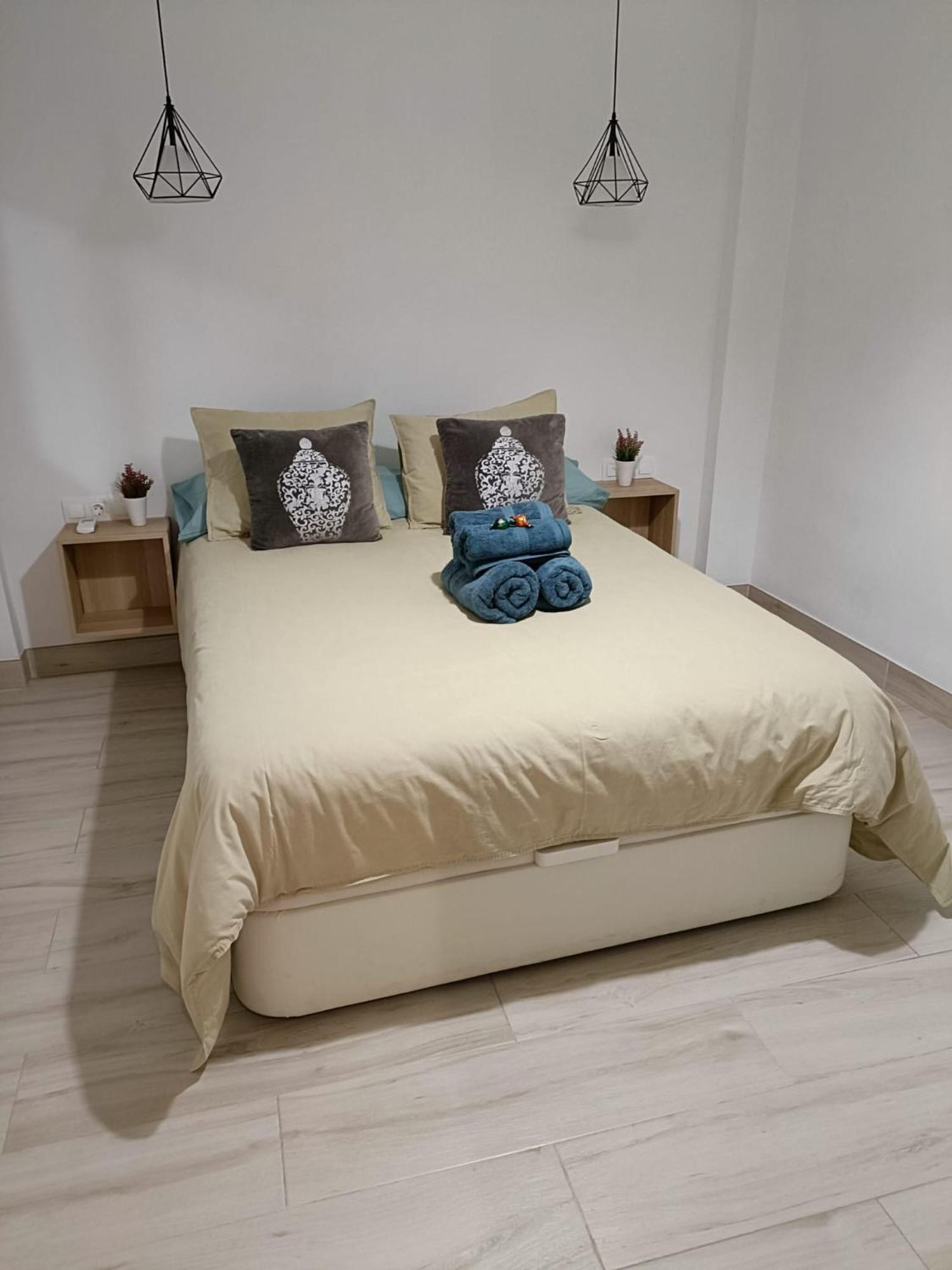 Apartamento Arandas Centro, By Daimar Гранада Экстерьер фото